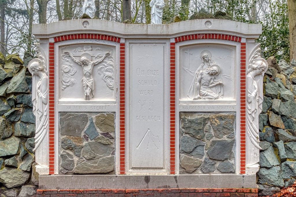 HDR kerkfotografie maria mary mariapark jesus bedevaart bedevaartplaats pilgrimage meersel meersel-dreef religie religion rooms katholiek lommel oostmalle